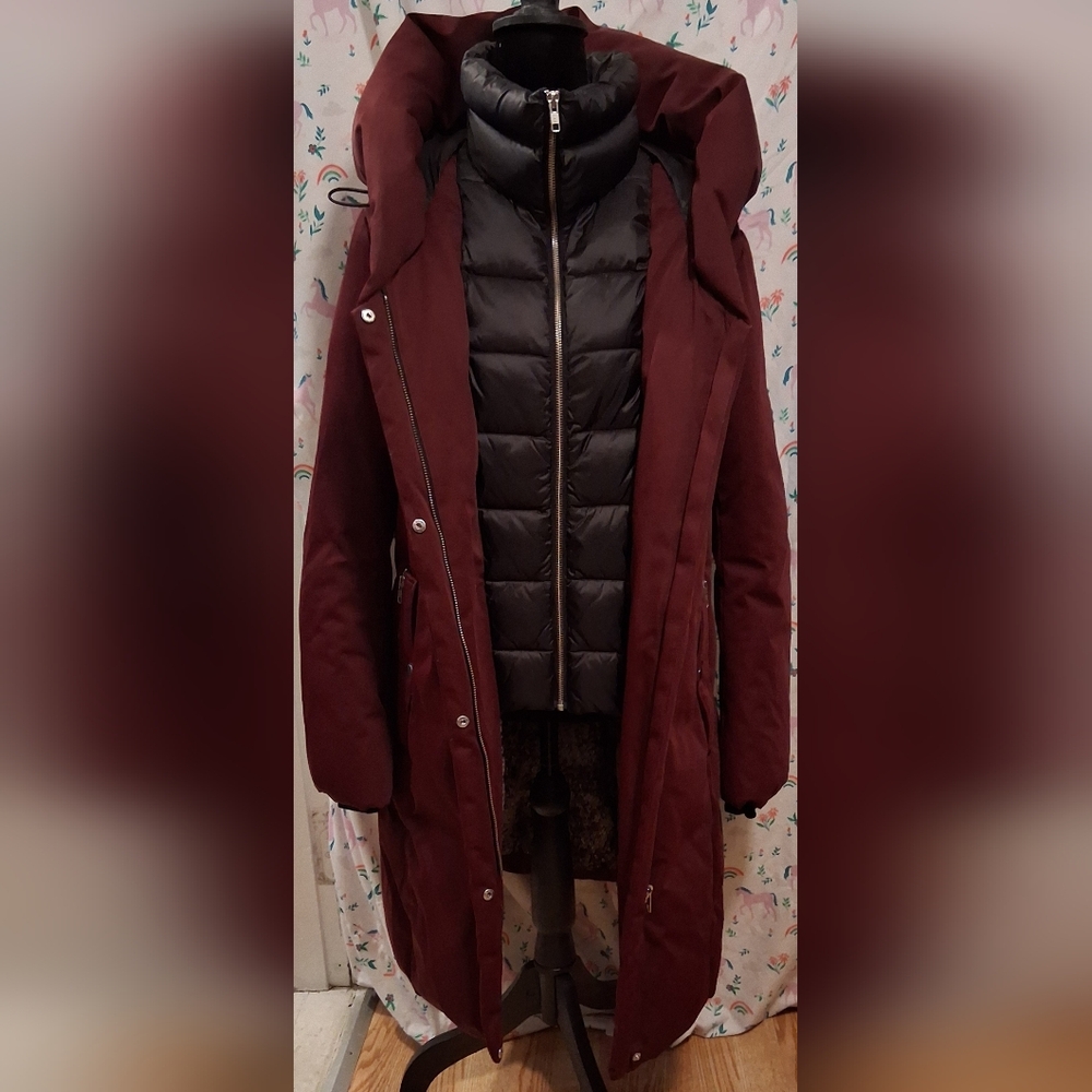 NWOT Sandova Genoa Plum Double Breast 700+ Down Puffer Fitted Ski Jacket SZ L